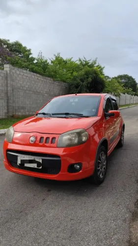 Fiat Uno Sporting 1.4 EVO Fire Flex 8V 4P 2013