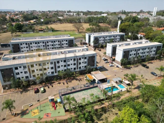 Apartamento para venda de 02 dormitórios, Condomínio Lar Itália no bairro Recanto das Palm