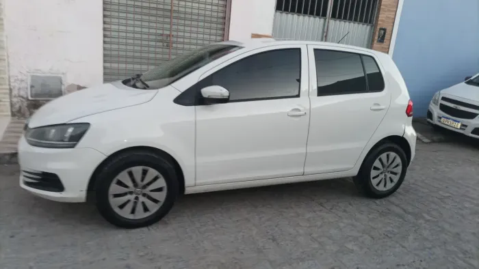 Volkswagen Fox Trendline 1.6 Flex 8V 5P 2016