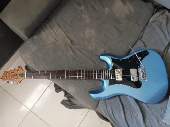 Pra hoje //Guitarra Seven 277 HH Mod * alnico 5 PRs