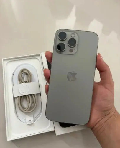 iPhone 16 pro Max 512GB