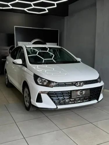Hyundai HB20S Comfort Plus 1.0 Flex 12V Mec. 2025