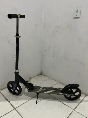 Patinete Scooter Adulto Juvenil 2 Rodas Dobrável. (Usado).