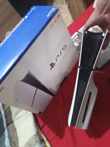 Playstation 5 Com Cd
