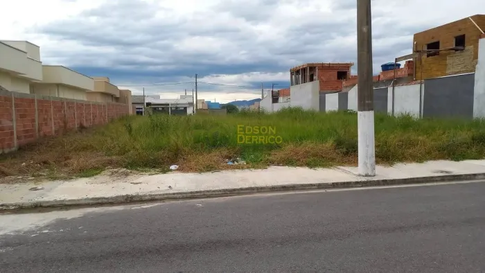 Lote/Terreno à Venda, Residencial e Comercial Portal dos Eucaliptos - Pindamonhangaba