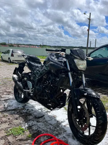 MT-03 extremamente nova! Revisada, óleo, freios, pneus e caixa de direção novos.