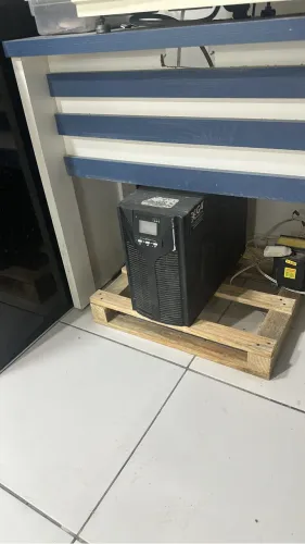 Vendo Nobreak 3KVVw/2400W