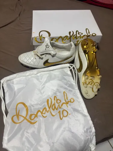 Chuteira Nike original Ronaldinho Gauxo N 42