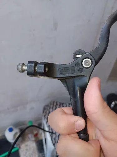 Vendo par de freio hidráulico shimano BL-M395