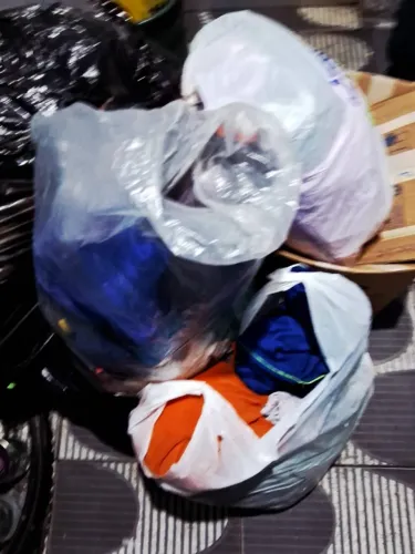 Lote de roupas 50 peças $20,00