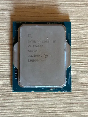 Processandor Intel I5 12400F