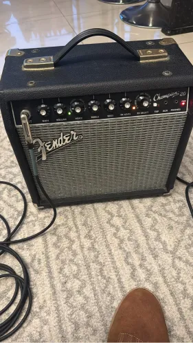 Fender champion 20