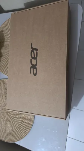 Notebook Acer v15 rizem 7 com rtx 4050 LACRADO