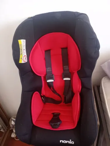 Cadeira infantil automóvel
