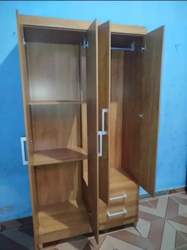 GUARDA ROUPA