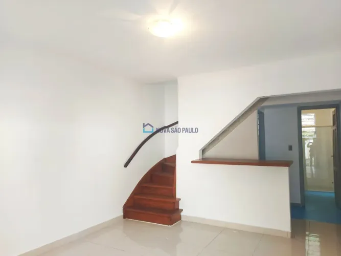 Casa de Vila com 2 quartos, 2 vagas à venda na Vila Clementino.