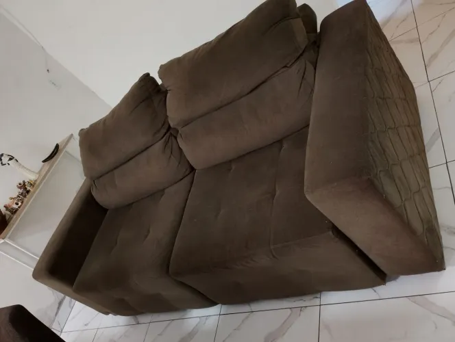 Sofá ? retrátil 