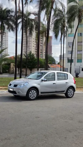 Renault Sandero Expression Hi-flex 1.6 8V 5P 2011