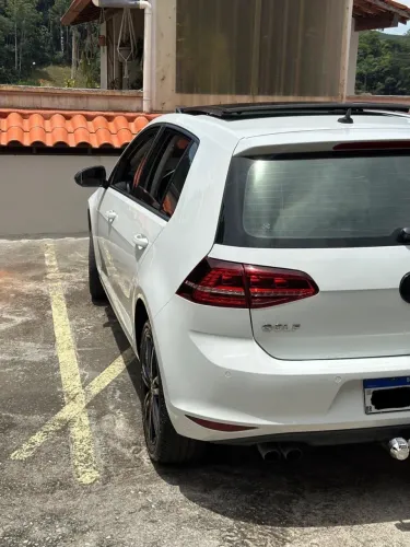 Volkswagen Golf Highline 1.4 TSI 140cv Aut. 2014