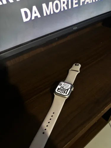 Apple Watch Series 8 GPS 41mm Prata