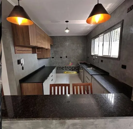 Casa com 2 dormitórios à venda, 115 m² por R$ 730.000,00 - Vila Gilda - Santo André/SP