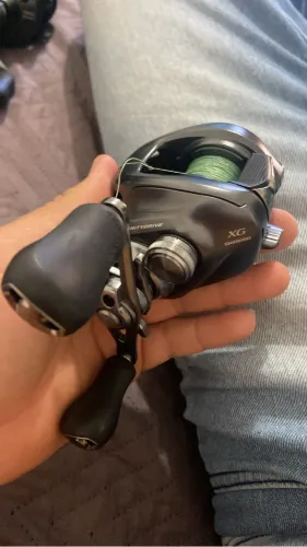 Carretilha de pesca nova shymano bantam