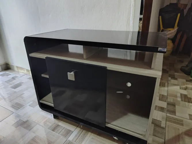 Rack - Semi-novo (Com rodas)