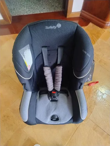 Cadeirinha Safety para Carro - Excelente Estado de Conservação