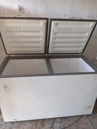 Freezer Electrolux HC500 funcionando perfeitamente gela tudo certinho