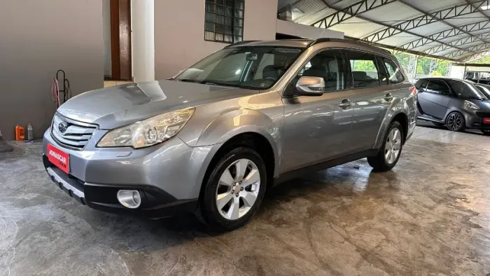 Subaru Outback 3.6 H6 SW Aut. 2011