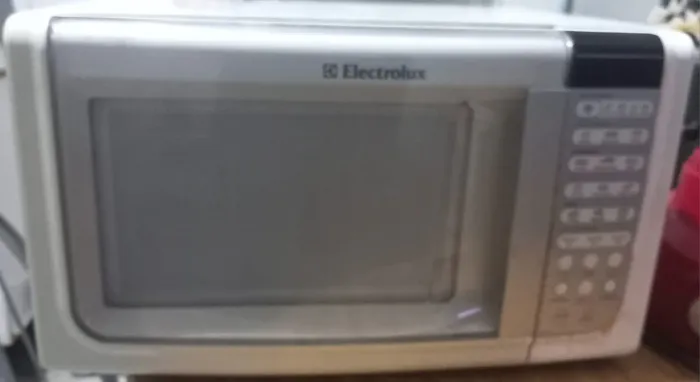 Microondas Electrolux 25 l