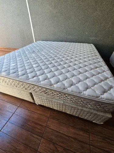 Cama Box King