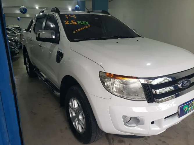 Ford Ranger XLT 2.5 16V 4X2 CD Flex 2014