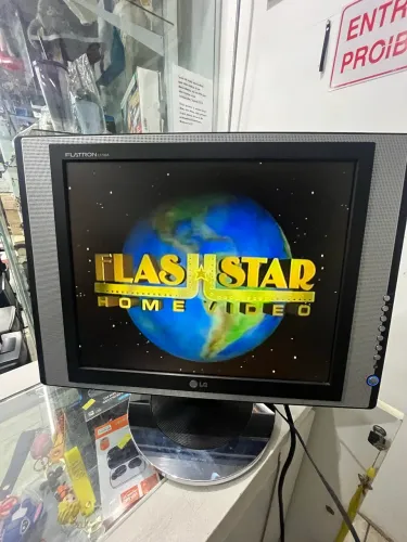 tv lg flatron l173sa com super vídeo e vídeo componente