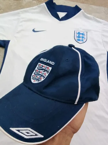 Boné Inglaterra Seleção Inglesa x Umbro