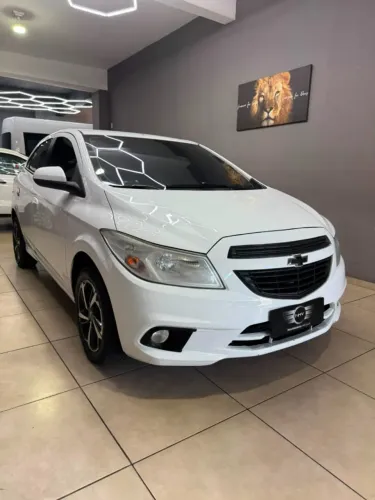 Chevrolet Onix Hatch LS 1.0 8V Flex Power Mec. 4P 2016