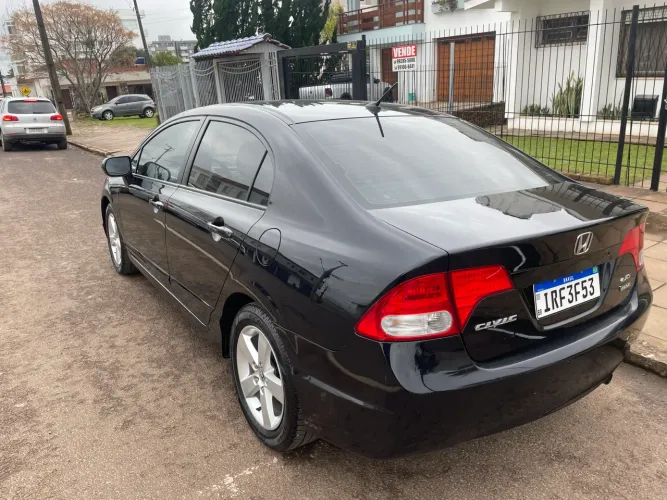 Honda Civic Sedan LXS 1.8/1.8 Flex 16V Aut. 4P 2008