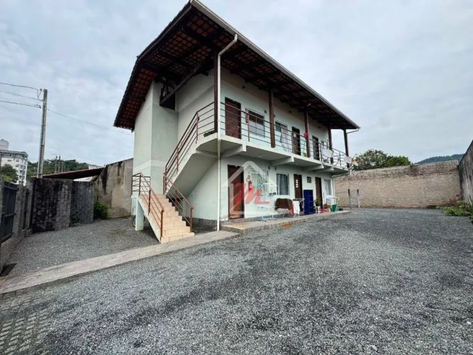 Kitnet com 1 dormitório para alugar, 40 m² por R$ 1.100,00/mês - Passo Manso - Blumenau/SC
