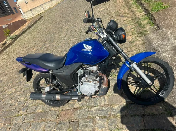 Cg 125  2010 com motor 150 