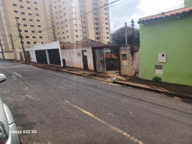 TERRENO COM ALTO POTENCIAL DE CONSTRUÇÃO - UBERABA/MG