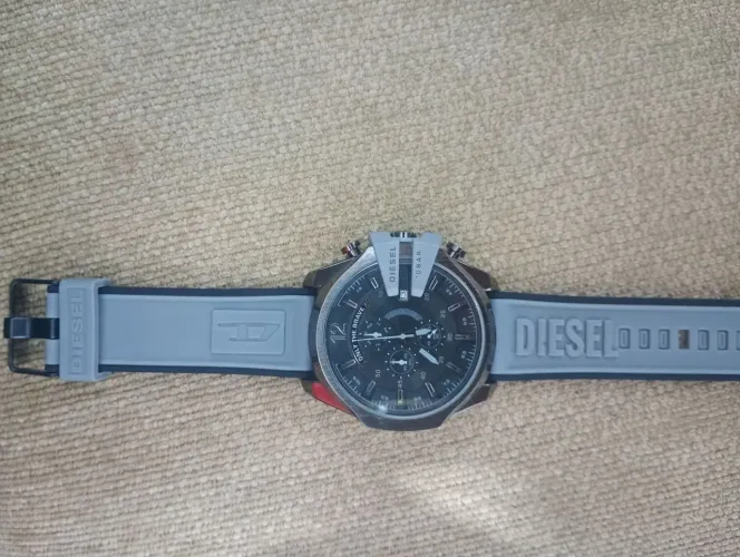 Relógio Diesel Mega Chief DZ4378