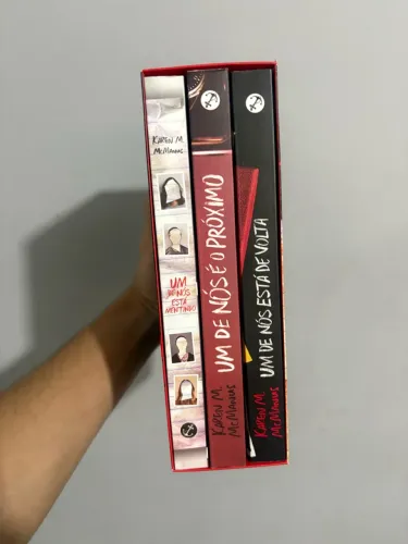 Box ?Um de Nós? livros de suspense