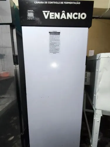 Armário De Controle De Fermentação Venâncio Crescepão Ac20t branca
