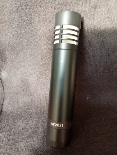 Microfone Audio Technica AT2021