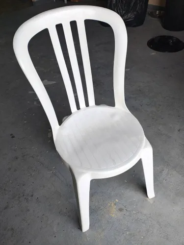 Cadeira plástico 