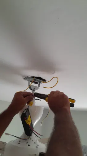 Ventilador de teto 