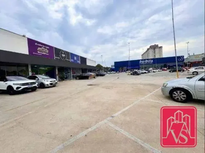Loja 100m², com 1 banheiro, 240 vagas de estacionamento, para locação no Planalto - São Be