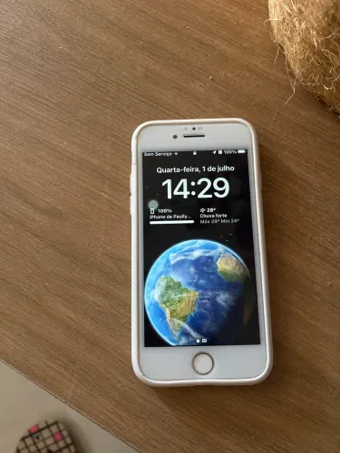 iPhone 8