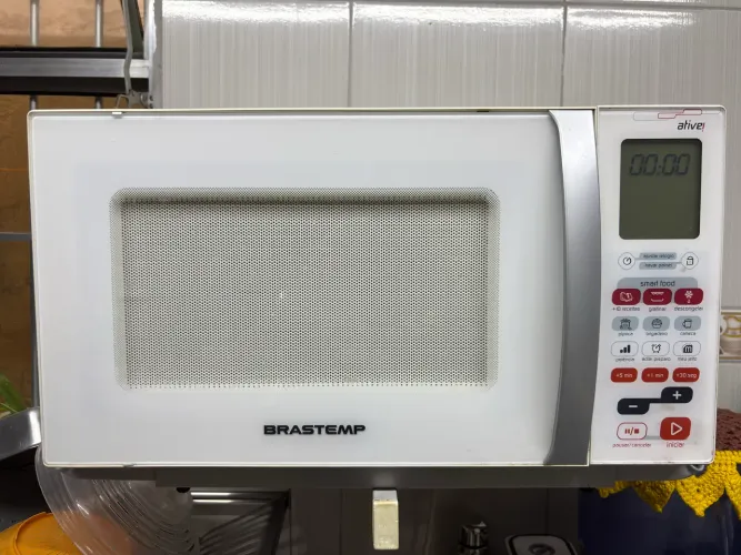 Microondas Brastemp 23L