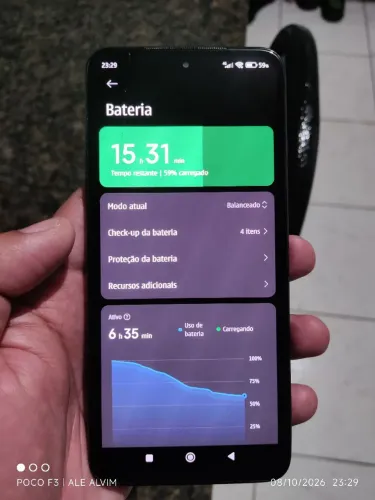 Xiaomi Redmi Note 11s com detalhes